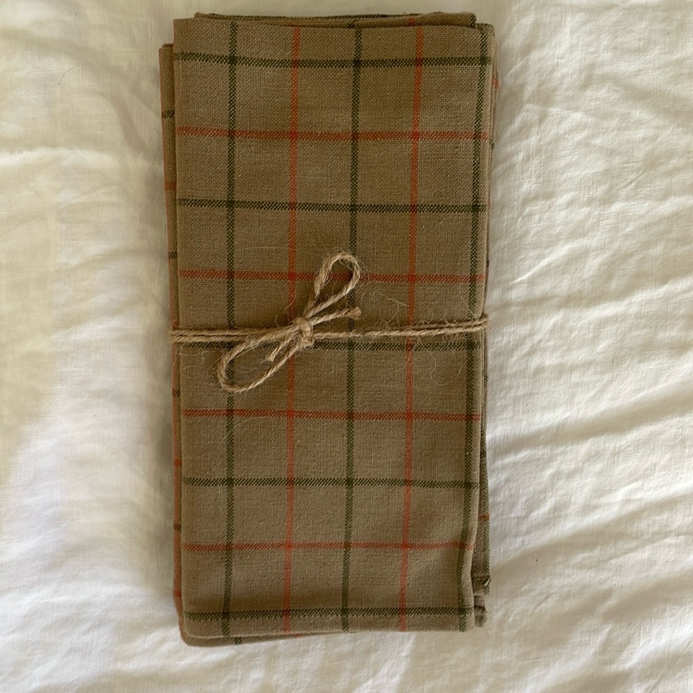 Heather Taylor Home Napkin Set of 4